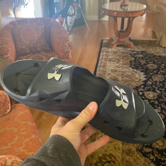 Under Armour Other - Under Armor shower shoes